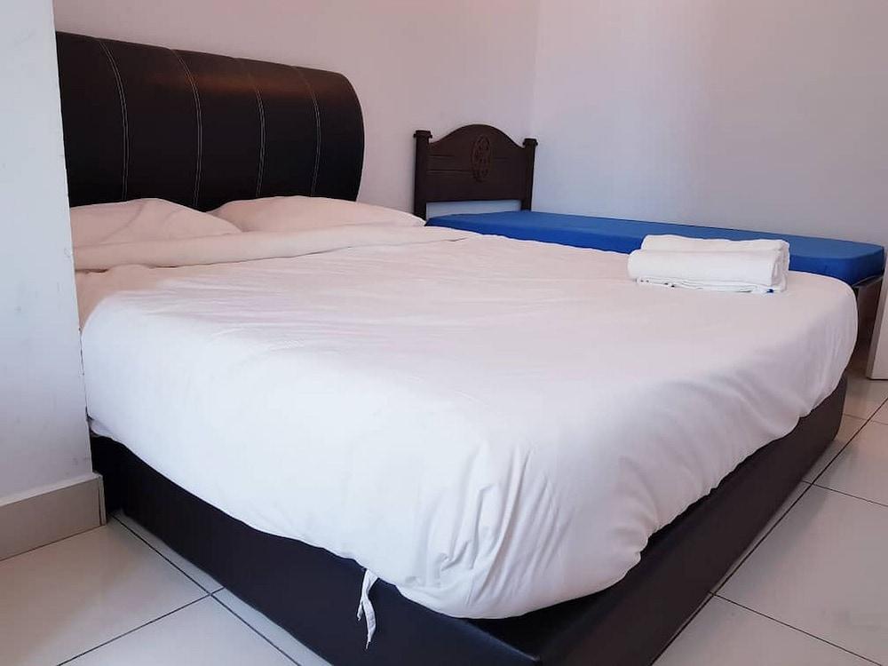 Vouk Hotel Suites, Penang George Town Eksteriør bilde