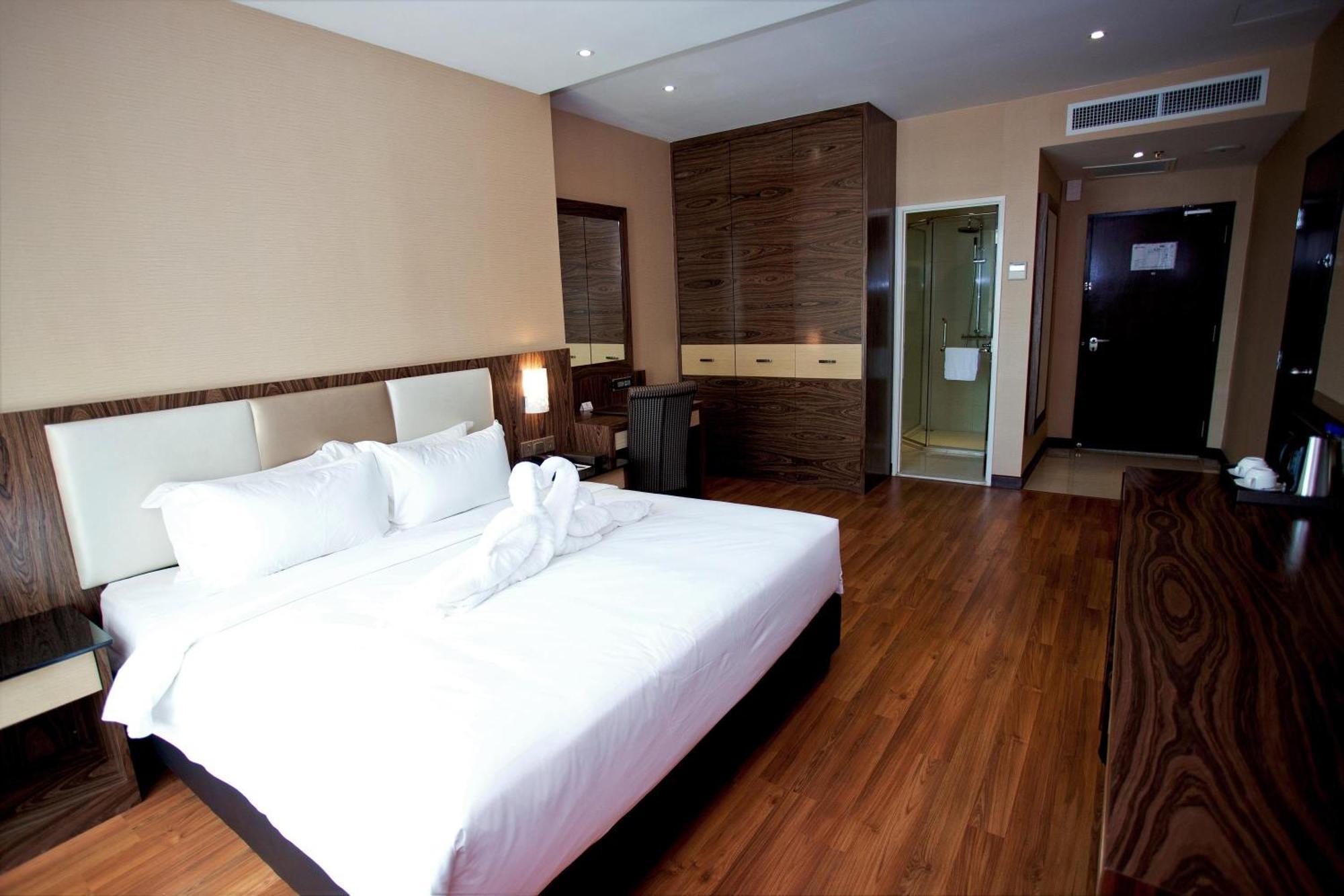 Vouk Hotel Suites, Penang George Town Rom bilde