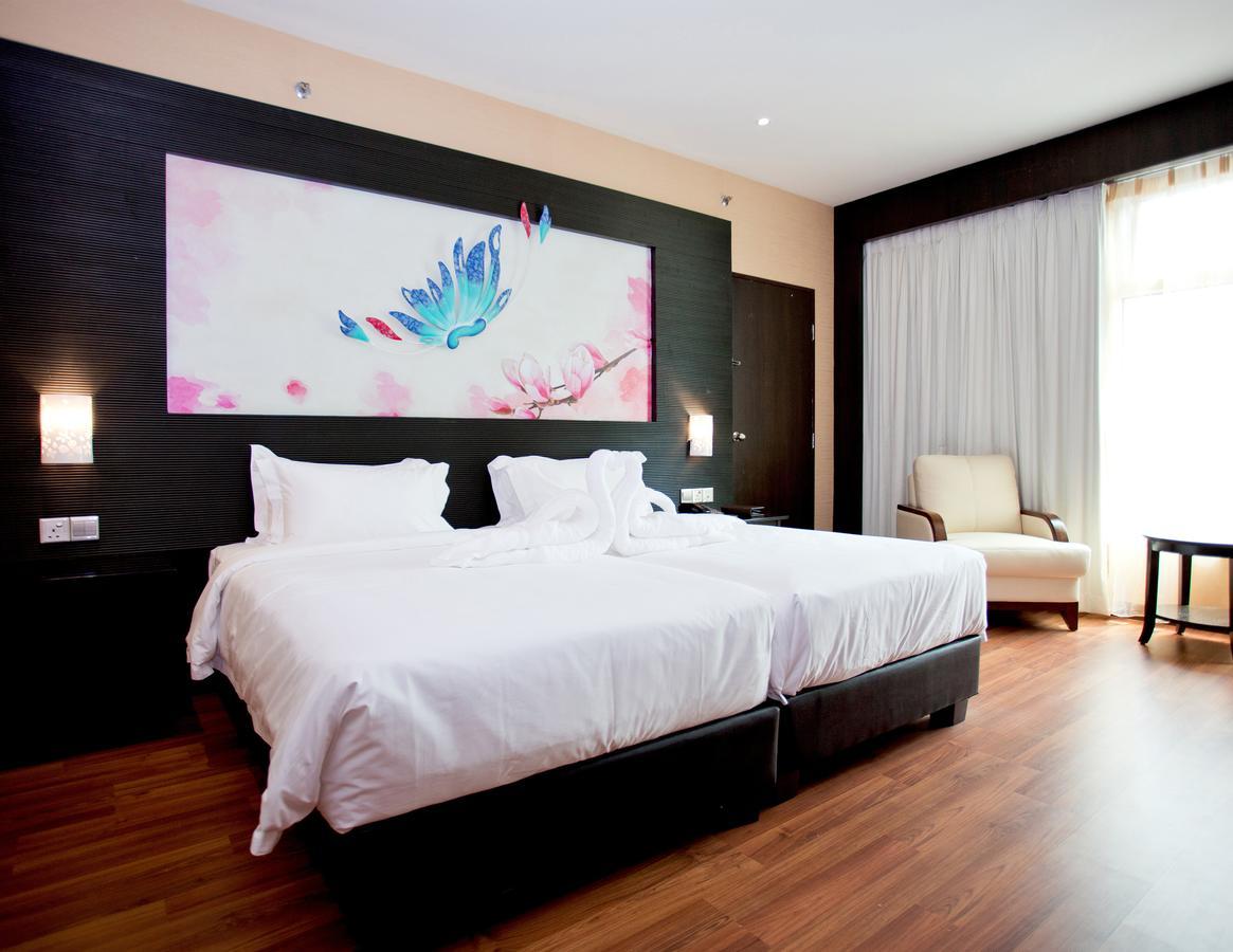 Vouk Hotel Suites, Penang George Town Eksteriør bilde